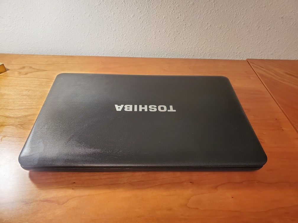 Toshiba satellite c655-s5512 laptop shell (empty)
