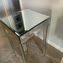 1 Mirrored End Table.  