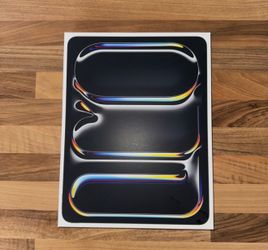 iPad Pro 13 inch M5 FACTORY UNLOCKED  1TB