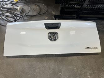 Tail Gates Ram 2500