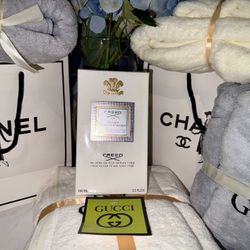 Designer Perfume And Towels 