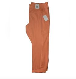 NEW Xersion Cropped Workout Leggings