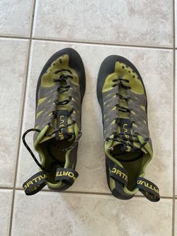 Climbing shoes