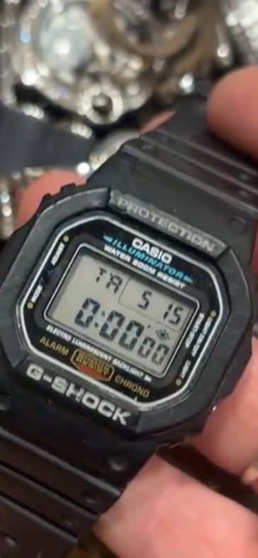 Men's Vintage 90's DIGITAL “G-Shock. Alarm.