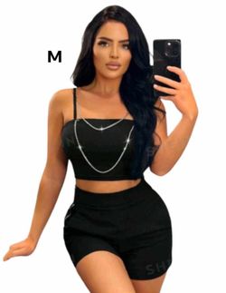 New women’s top size medium
