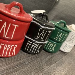 Rae Dunn Salt And Pepper Stackers