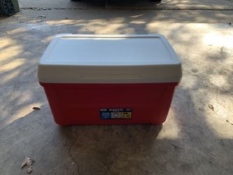 Igloo Lacuna 48 Quart Chest Cooler