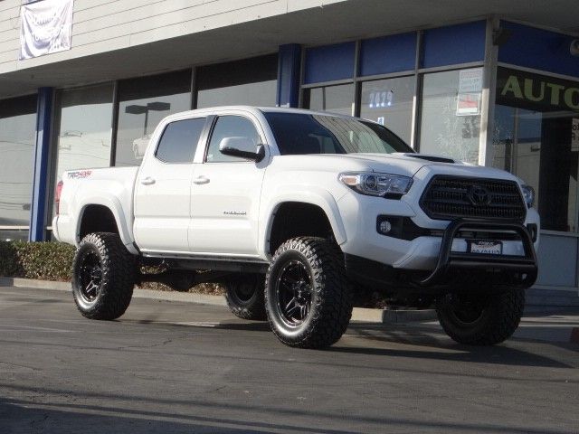 2017 Toyota Tacoma