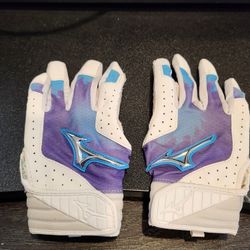 Mizuno Girls Size YS (youth Small)