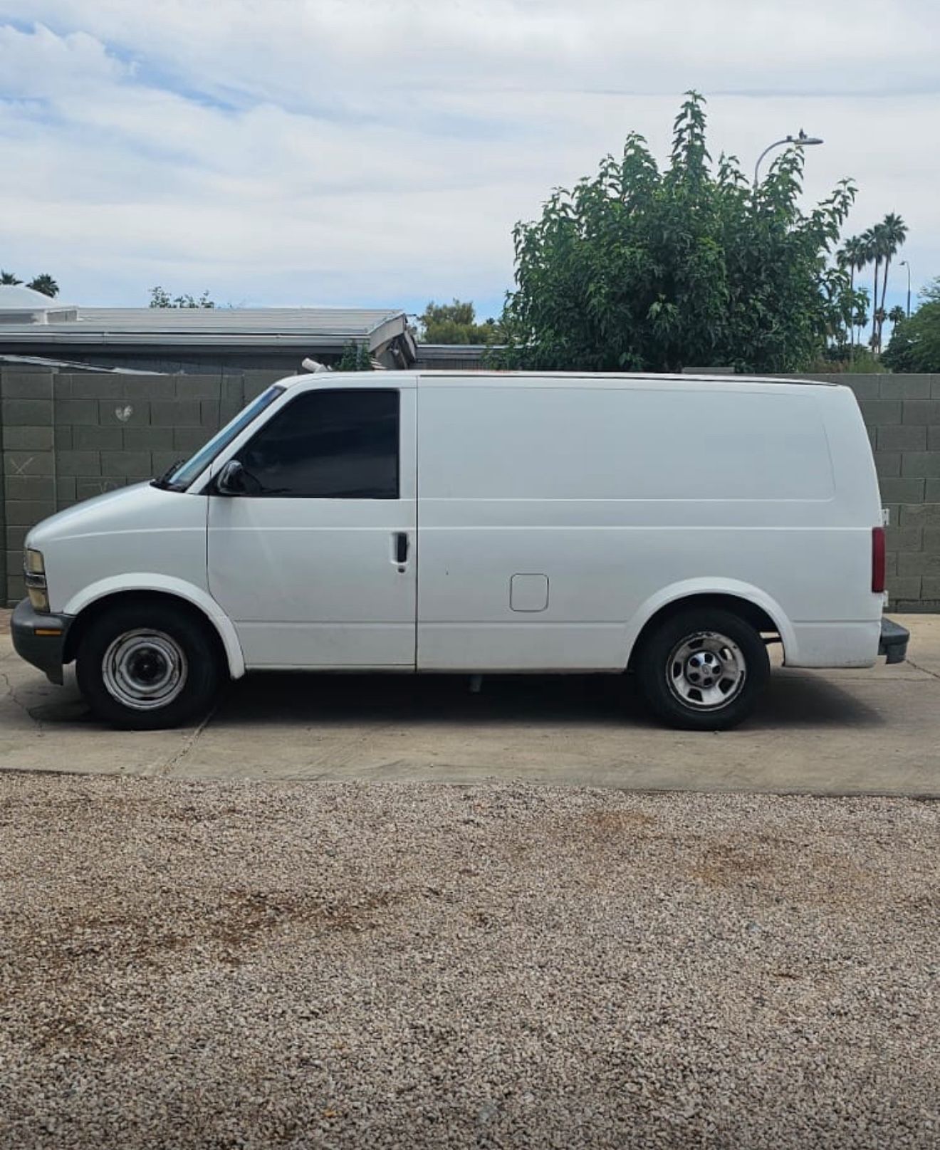 2001 Chevrolet Astro