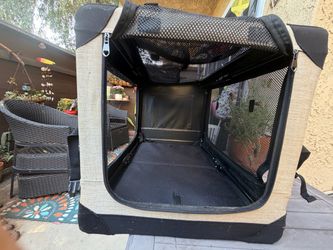 Soft-Sided Collapsible Pet Crate