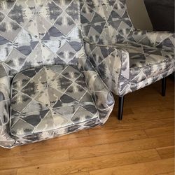 Set of 2 Accent Chairs – Modern Pattern