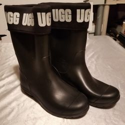New Women's UGG Rain Boots Black size 5 