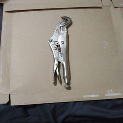 Vice Grip Parrot Pliers