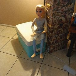 Disney Princess Elsa 32" Doll 