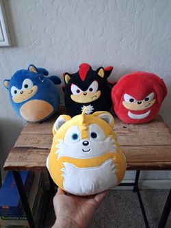 Sonic squishmallows