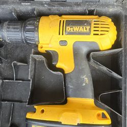 DEWALT  DRILL  CHARGER  Y BATTERY