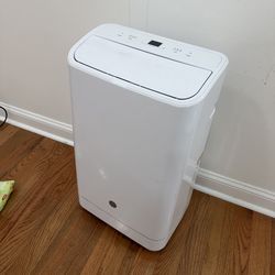 GE Portable AC - 10,000 BTU - Only 8 Months used! (Needs Repair)