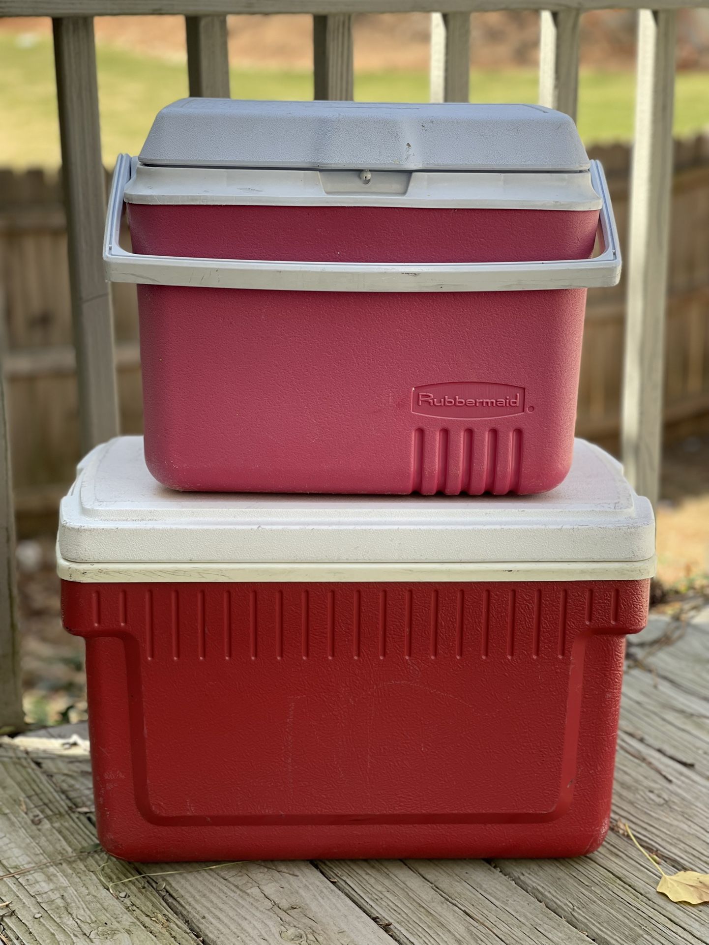 2 Coolers, Thermos (34 Quart) and Rubbermaid x/ Handle