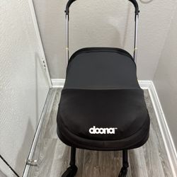 Used Doona with Base