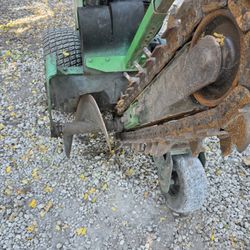 Vermeer RT100 Trencher