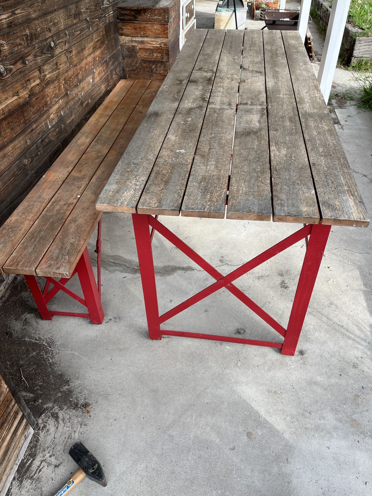 Outdoor Table. Acadia Wood Top