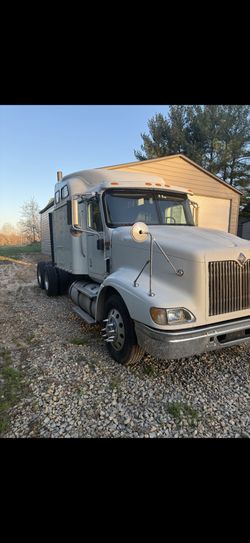 2007 INTERNATIONAL TRACTOR