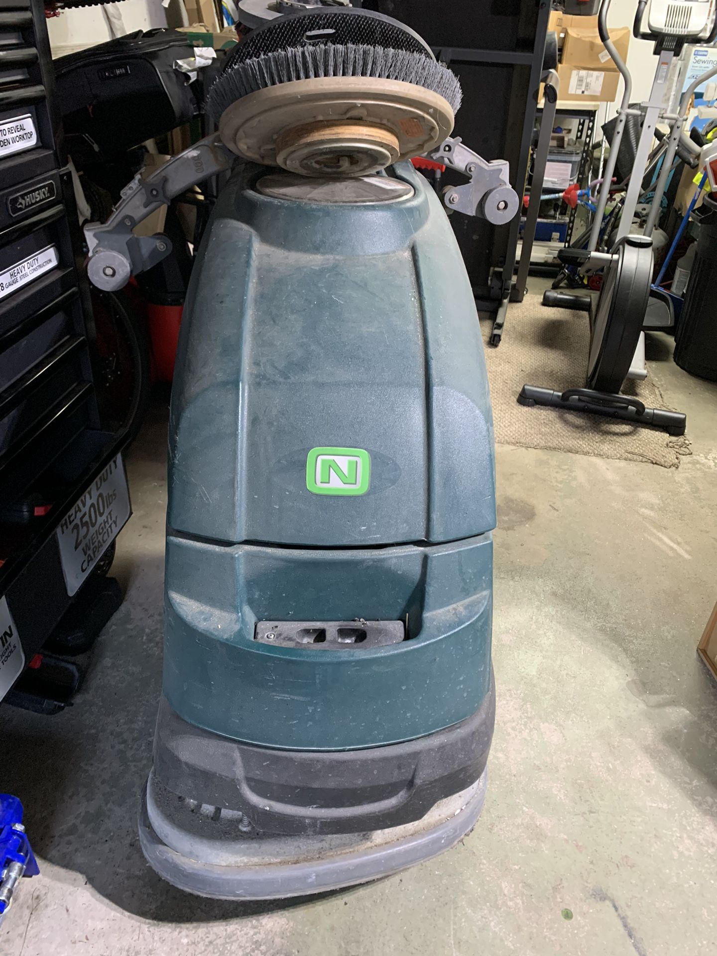 RECONDITIONED Nobles Speed Scrub SS5 32" Floor Scrubber,