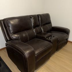 Leather Power Reclining Loveseat 