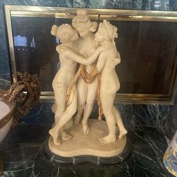 3 Grace Sculpture 