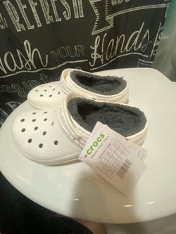 Kids white crocs with fur. Size C13