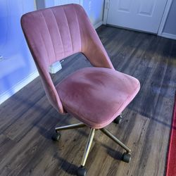 Pink Swivel Desk Chair