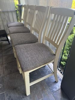 Kitchen Table And Chairs