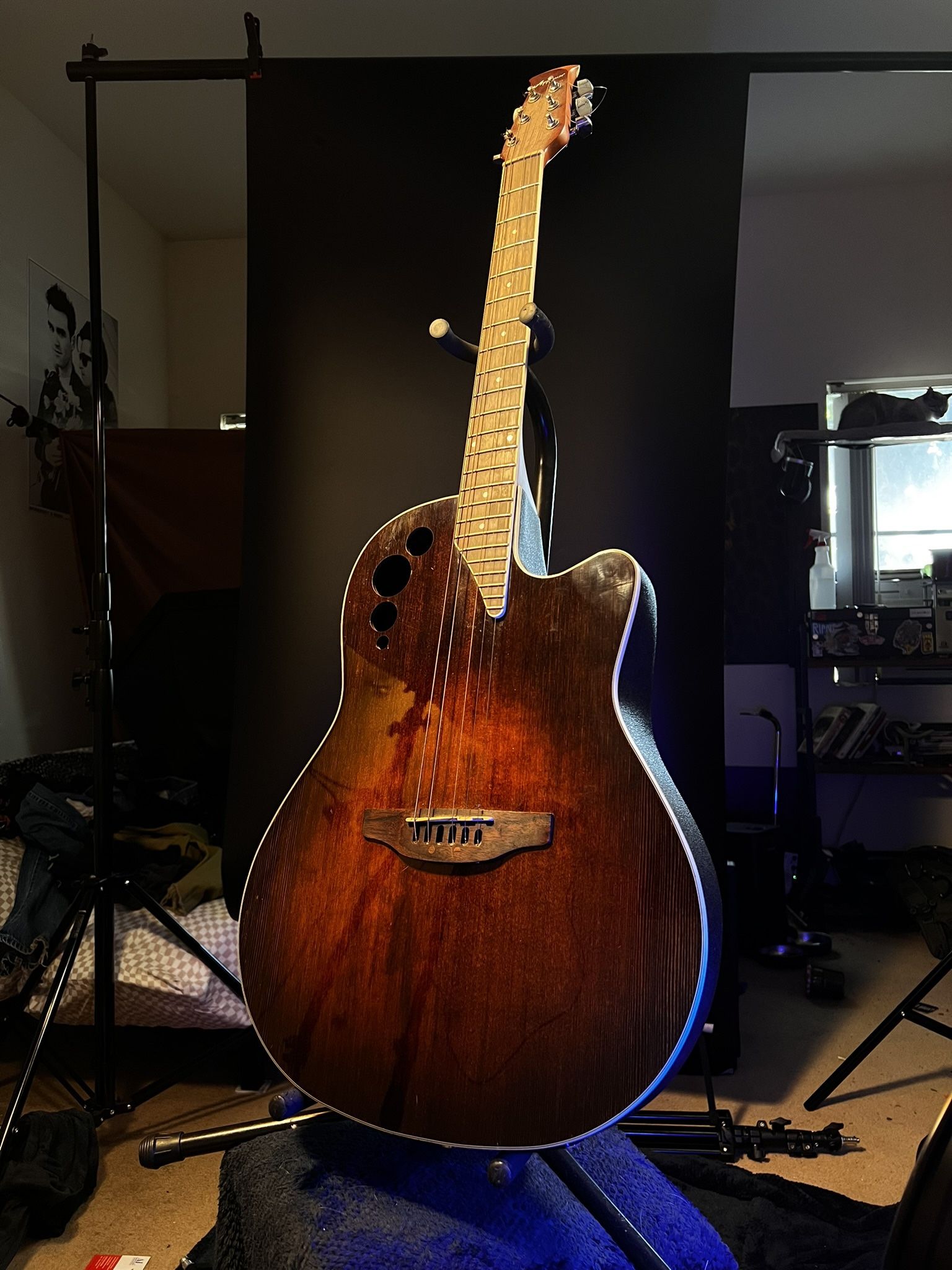 Ovation Applause AE44-7S Mid-depth Acoustic-electric Guitar