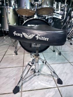 Ddrum heavy hitter drum throne  !! Like New  !!! $85 or best offer !!