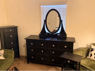 Set of 4 pieces - dresser, side table, mirror and tall dresser