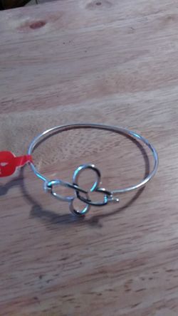 James avery butterfly shop hook on bracelet