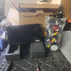 Brand New Eonon Touch Screen Car Head Unit 