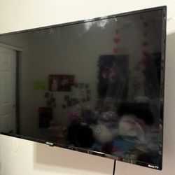 40 Inch Element Roku TV