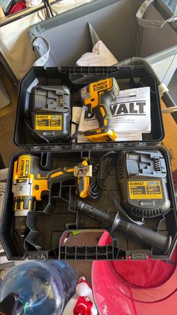 Dewalt DCD995/Dewalt DCF886 20V Hammerdrill and Impact Driver