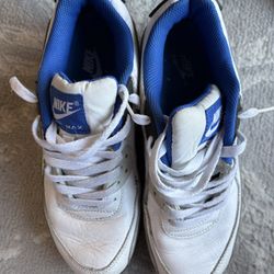 Nike’s air Max Size 8 $25 Obo