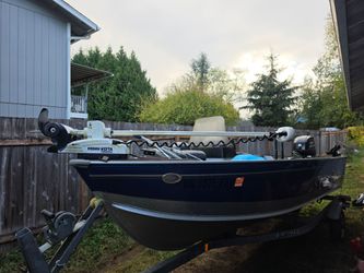 Aluminum Fishing Boat with Minn Kota Terrova Trolling Motor
