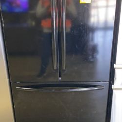 DAEWOO RFS-26ABB 26.1 cu. ft. French Door Refrigerator