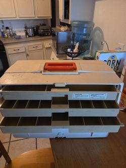 EmT Plano Equipment Tackle Box