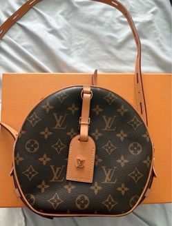 Louis Vuitton Monogram Round Crossbody Bag