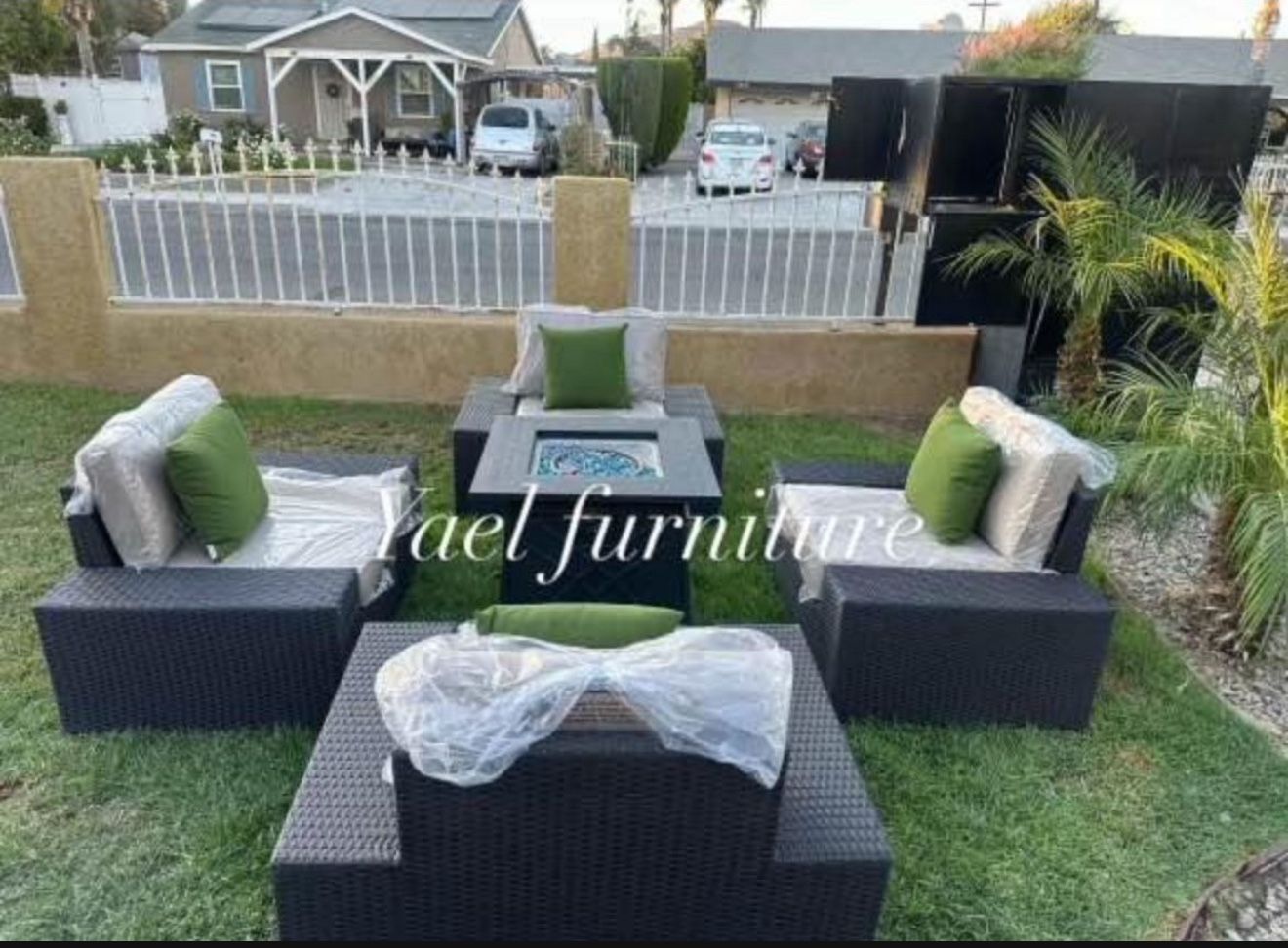 Brand New Patio Outdoor Furniture Set With Fire Pit 