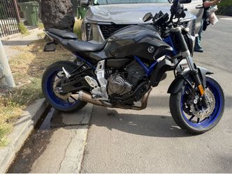 YAMAHA FZ 07 2015