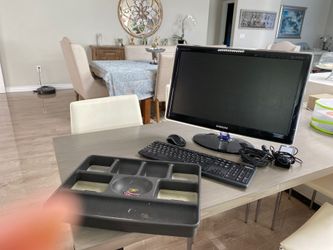 Monitor cordless keyboard moss every thing in the table $75