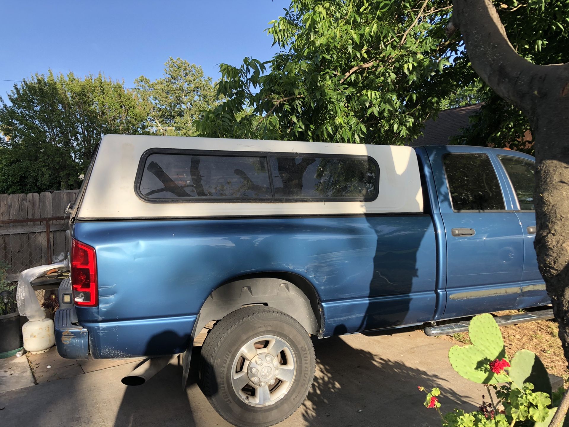 8ft camper shell for Sale in Sacramento, CA OfferUp