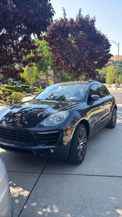 2017 Porsche Macan